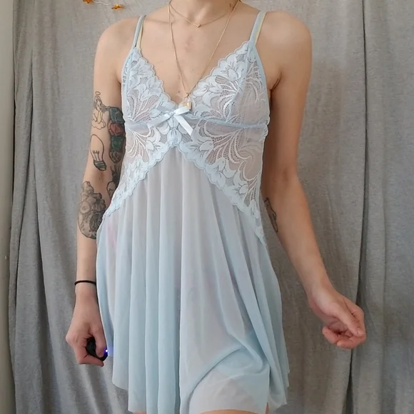 ✖️SOLD✖️Blue lace babydoll chemise slip dress - Picture 1 of 9